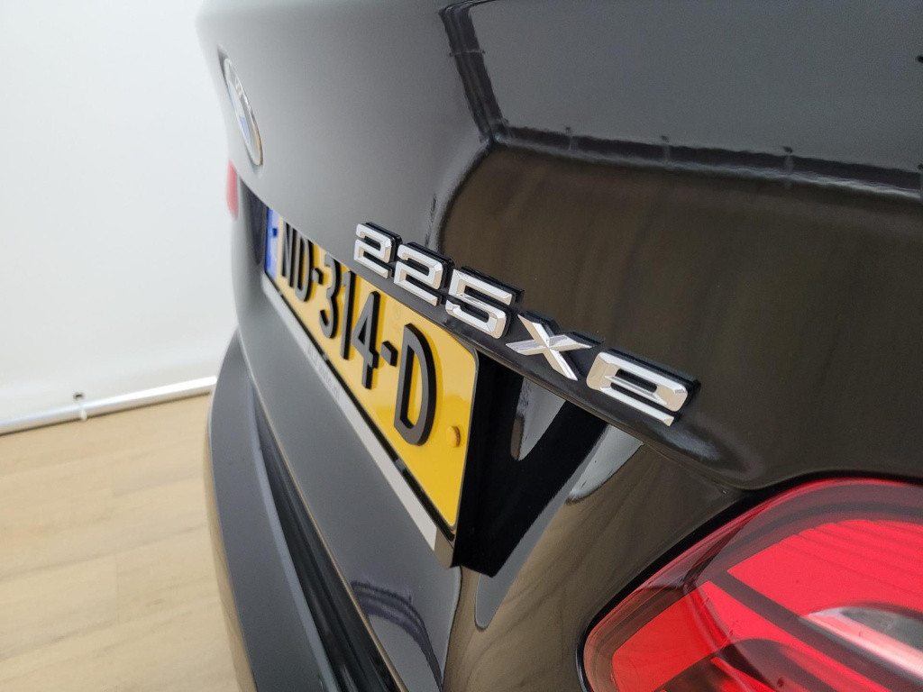 BMW 2-serie active tourer 225xe iperformance centennial executive | clima |