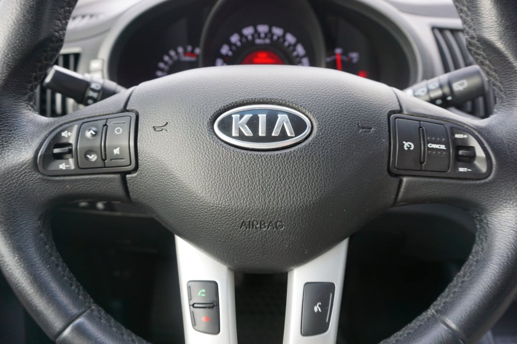 Kia Sportage 2.0 x-clusive climate / navi / leder / cruise / trekhaak / nap