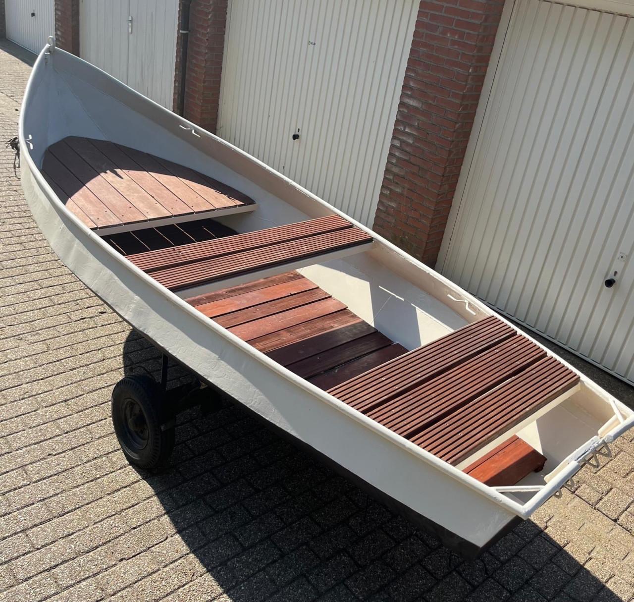 Stalen sloep - Vaarklaar
