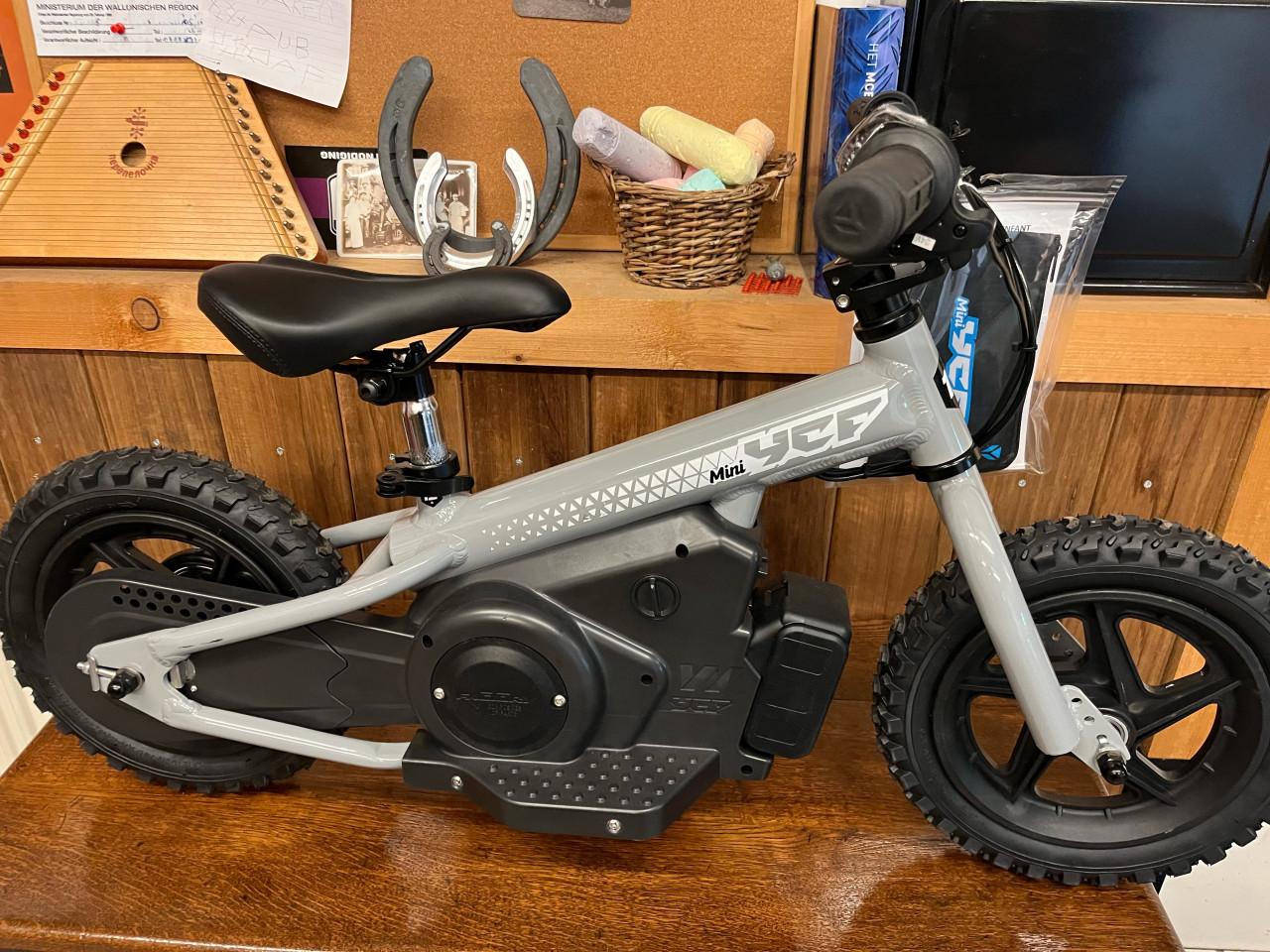 Nieuwe YCF elektrische loopfiets 3-5 jarige