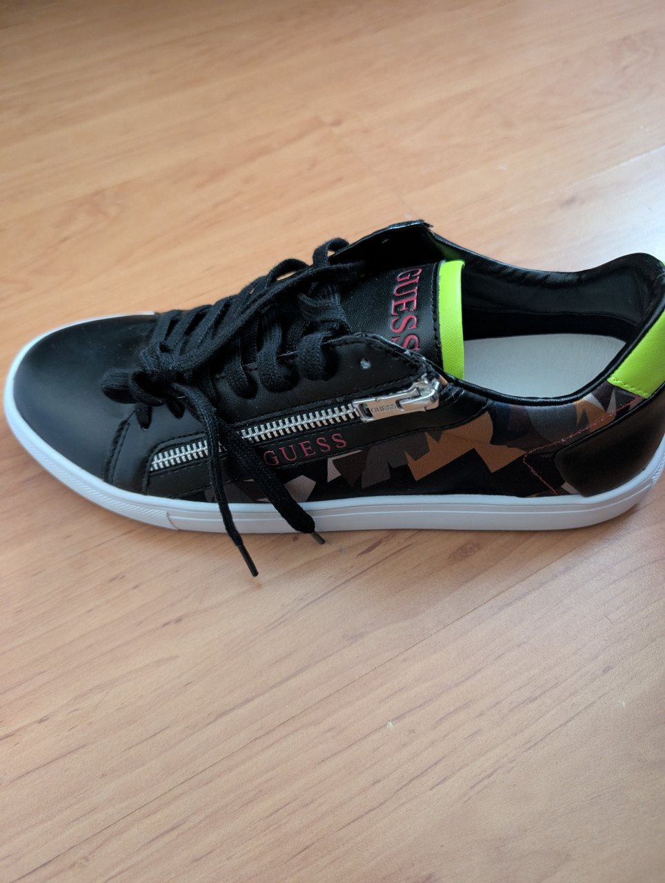 Guess casual sneakers