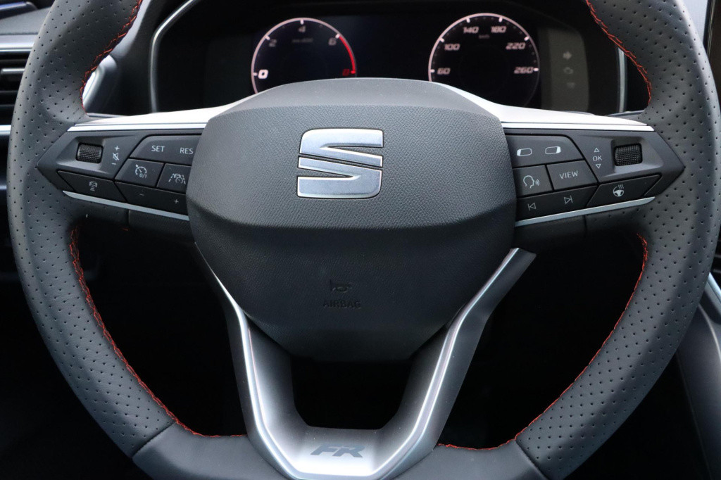 Seat Leon 1.4 tsi ehybrid phev fr business intense 204pk