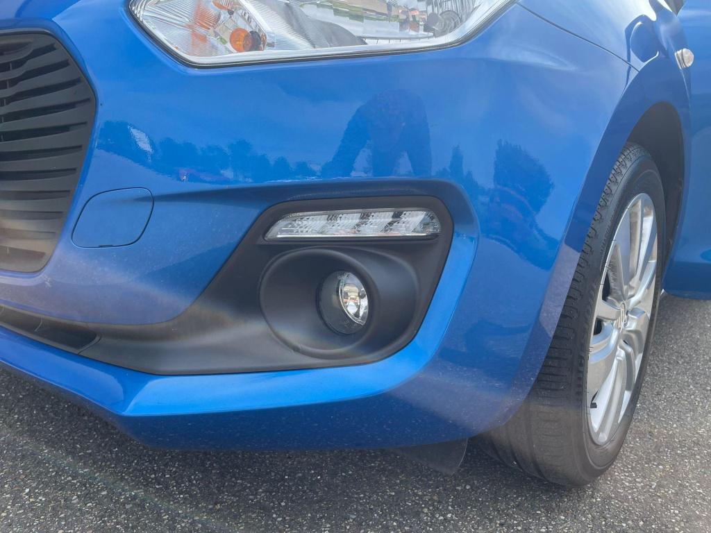 Suzuki Swift 1.2 select smart hybrid cruise control|trekhaak