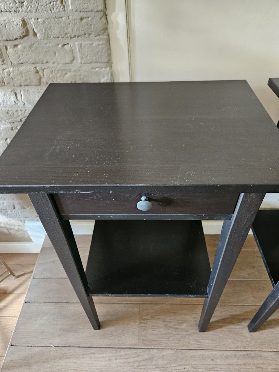 2x Hemnes nachtkastjes