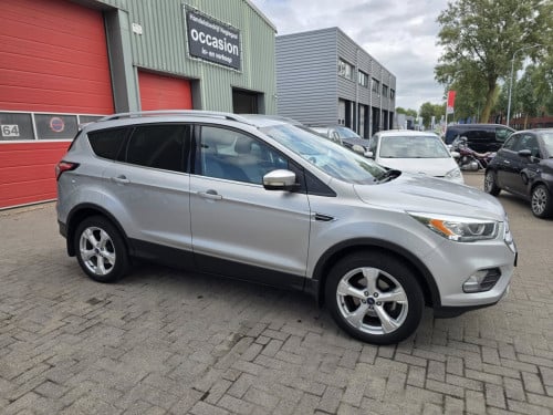 Zeer mooie Ford kuga 1.5 titanium  Bouwjaar 2017