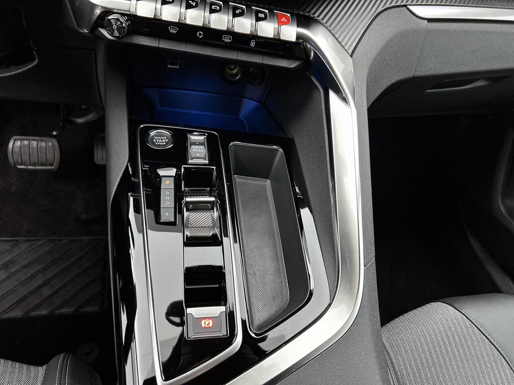 Peugeot 3008 1.6 plug-in hybrid allure | rijklaar |