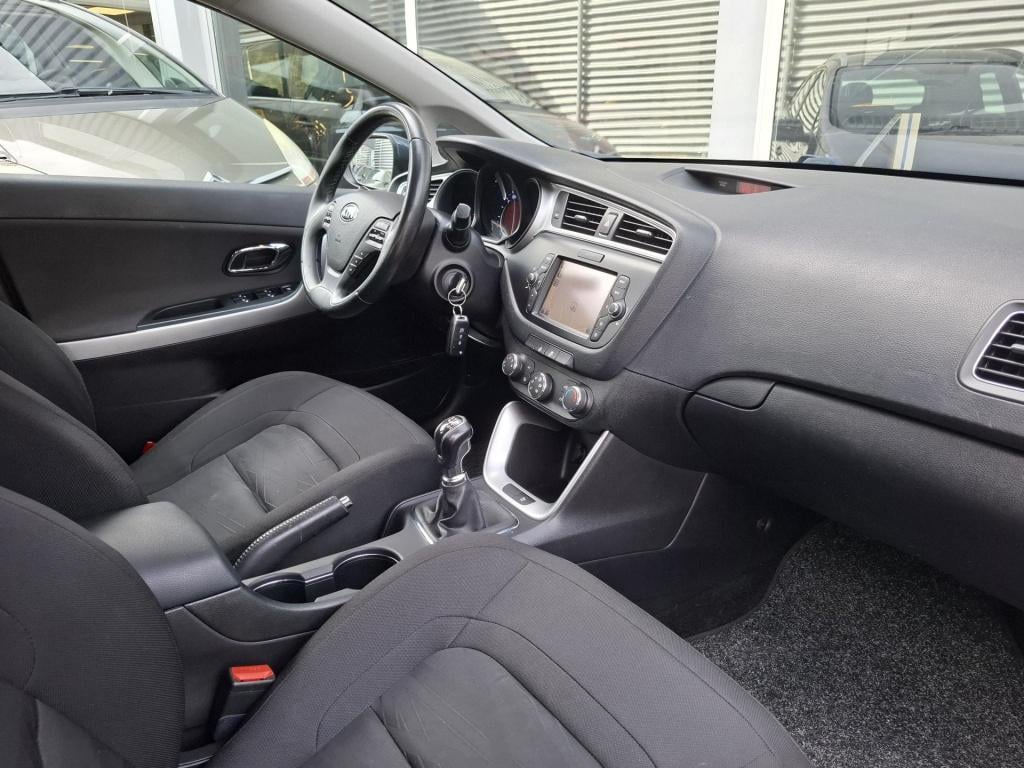 Kia Cee'd sportswagon 1.4 gdi navigator airco/nav/cam