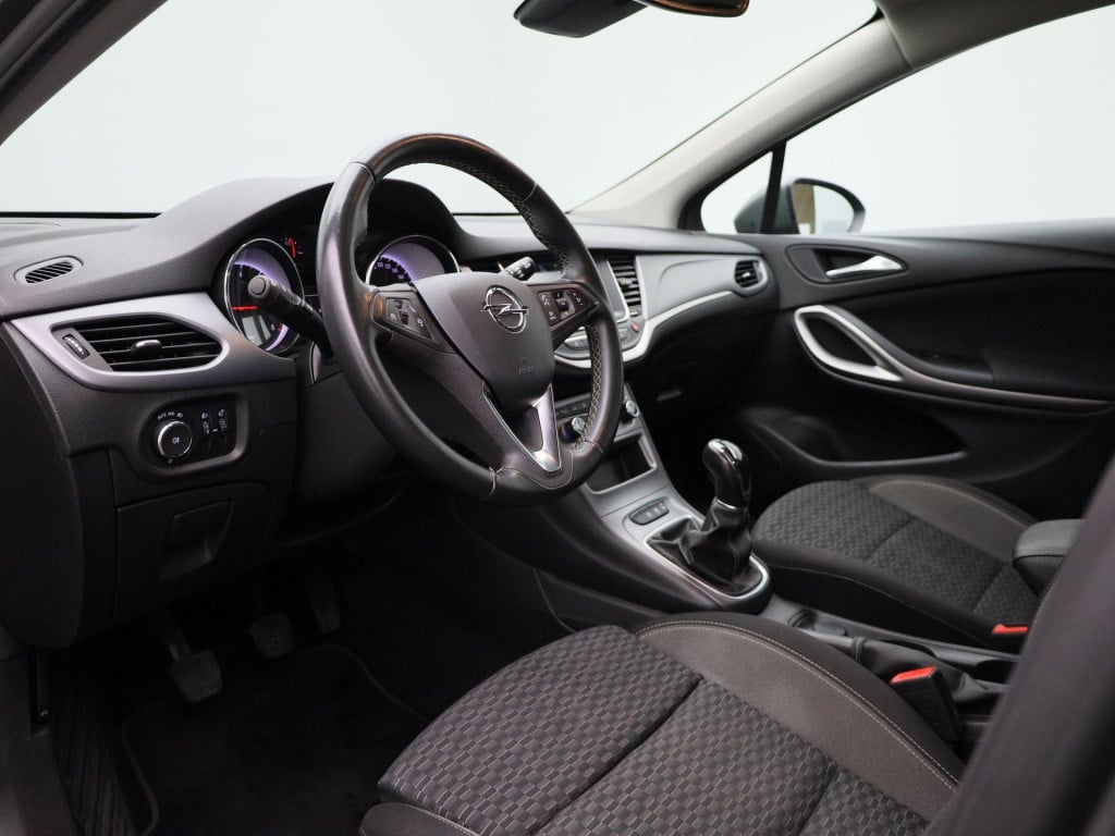 Opel Astra sports tourer 1.2 edition | navigatie | apple carplay / android 