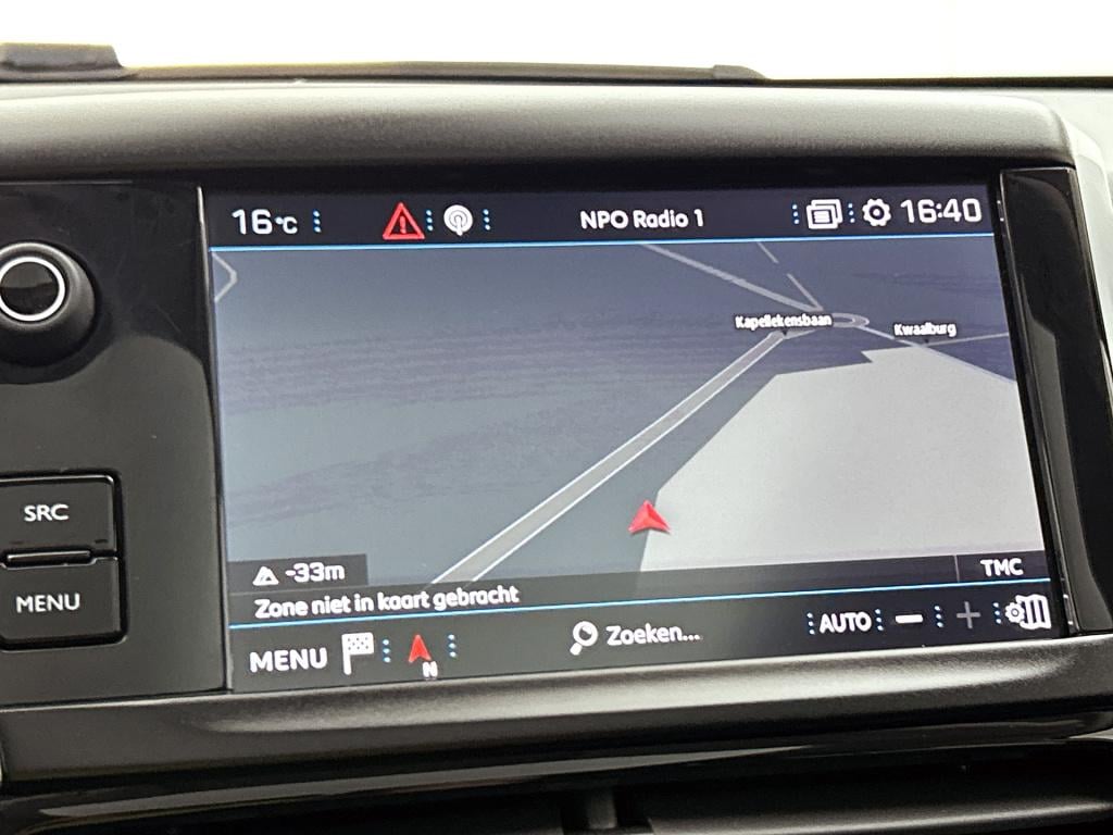 Peugeot 2008 110 pk allure | rijklaar | panoramadak | trekhaak | camera |