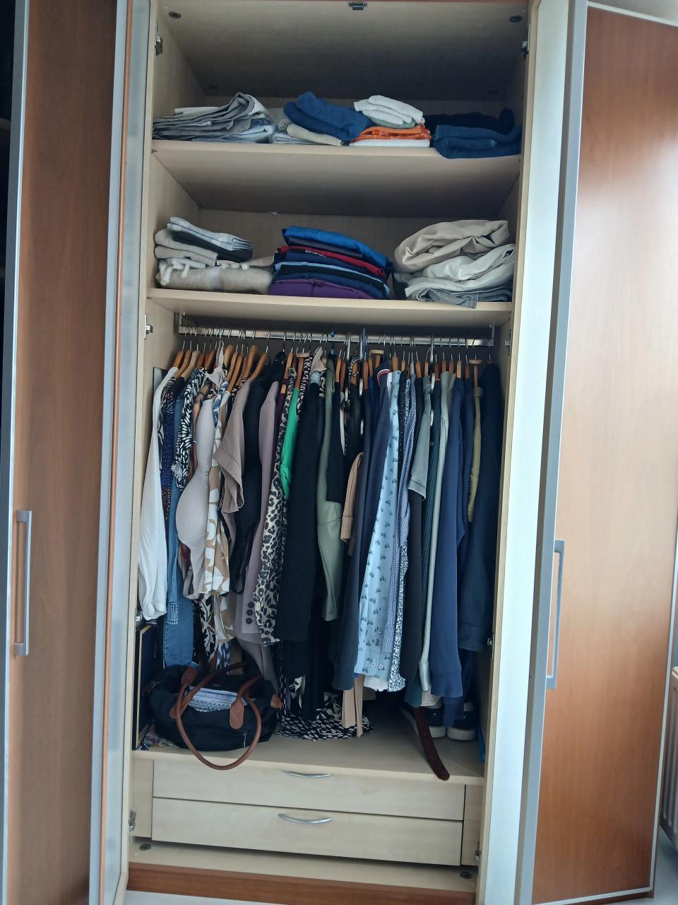 Hoekkledingkast