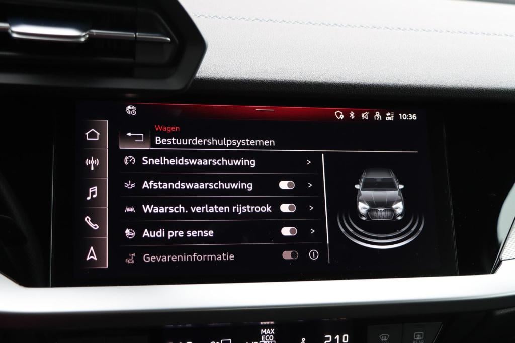 Audi A3 limousine 35 tfsi s edition 150pk carplay | camera | parkassist | a