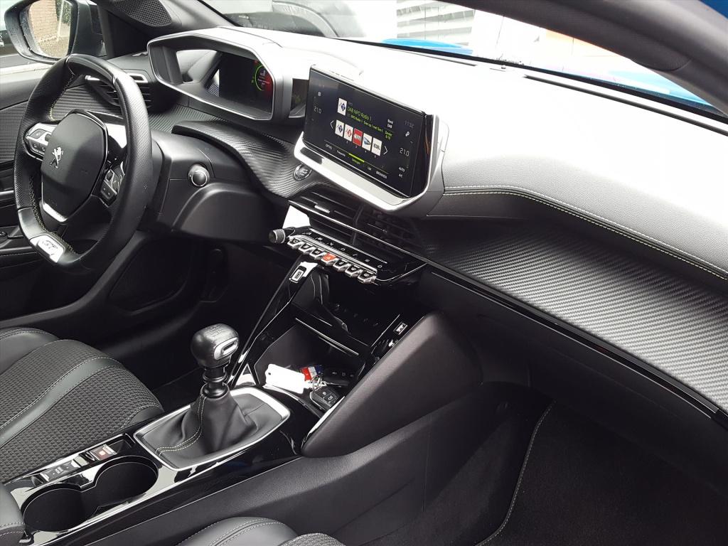 Peugeot 208 1.2 100pk gt-line 3d cockpit | apple carplay&android auto | nav