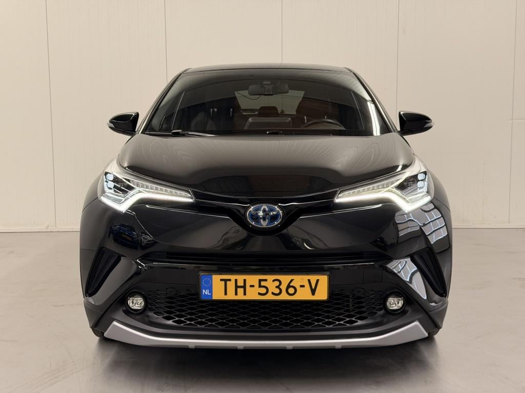 Toyota C-hr 1.8 hybrid executive