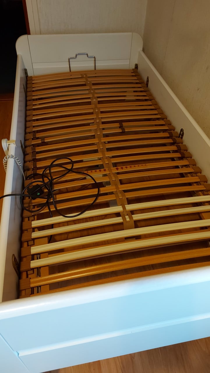 Seniorenbed Elektrisch Verstelbaar Bed 90x200 - Zo Goed