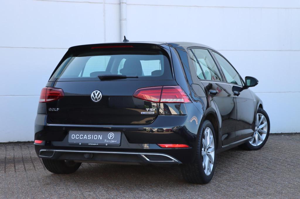 Volkswagen Golf 1.5 tsi highline 130pk dsg7