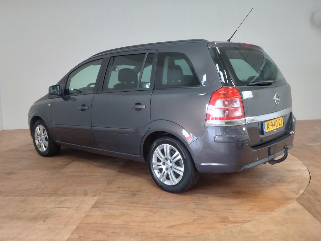 Opel Zafira 1.8i 16v | 7-persoons