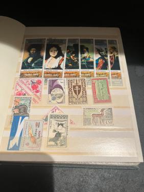 Klein album 30 kantjes met zegels, waaronder wat China