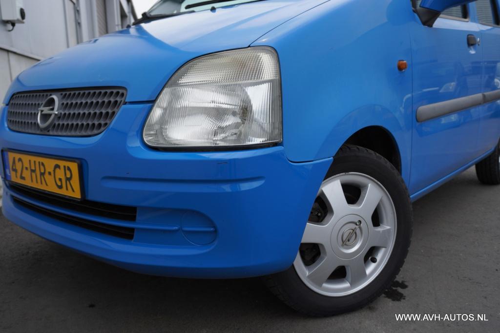 Opel Agila 1.2-16v color edition
