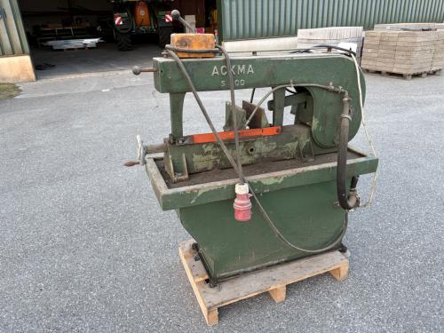 Metaal zaagmachine