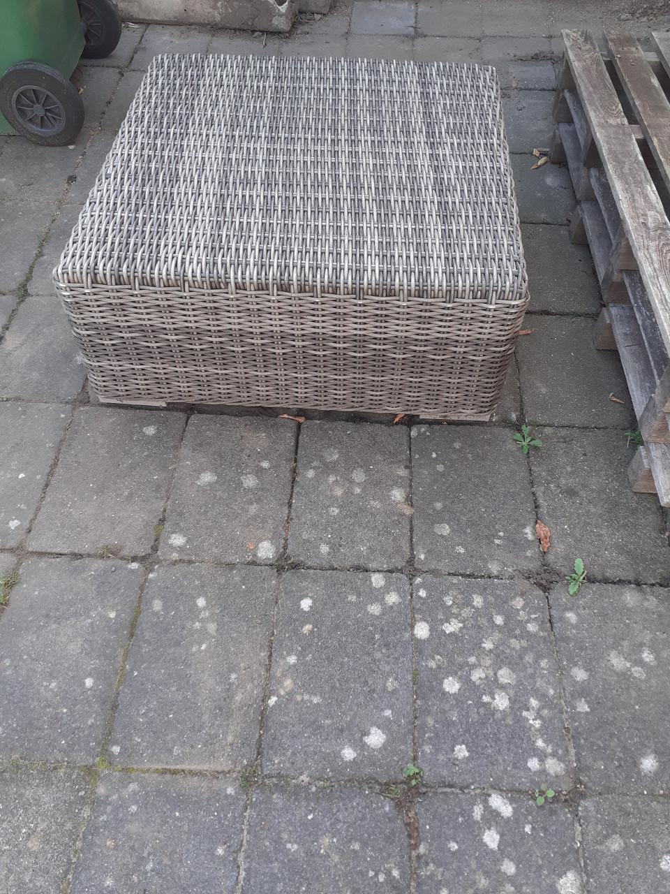 Hocker 60x60x40