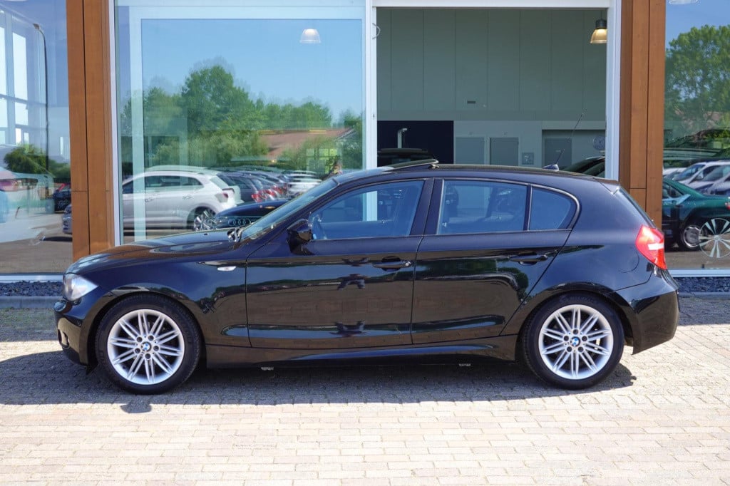 BMW 1 Serie 116i high executive