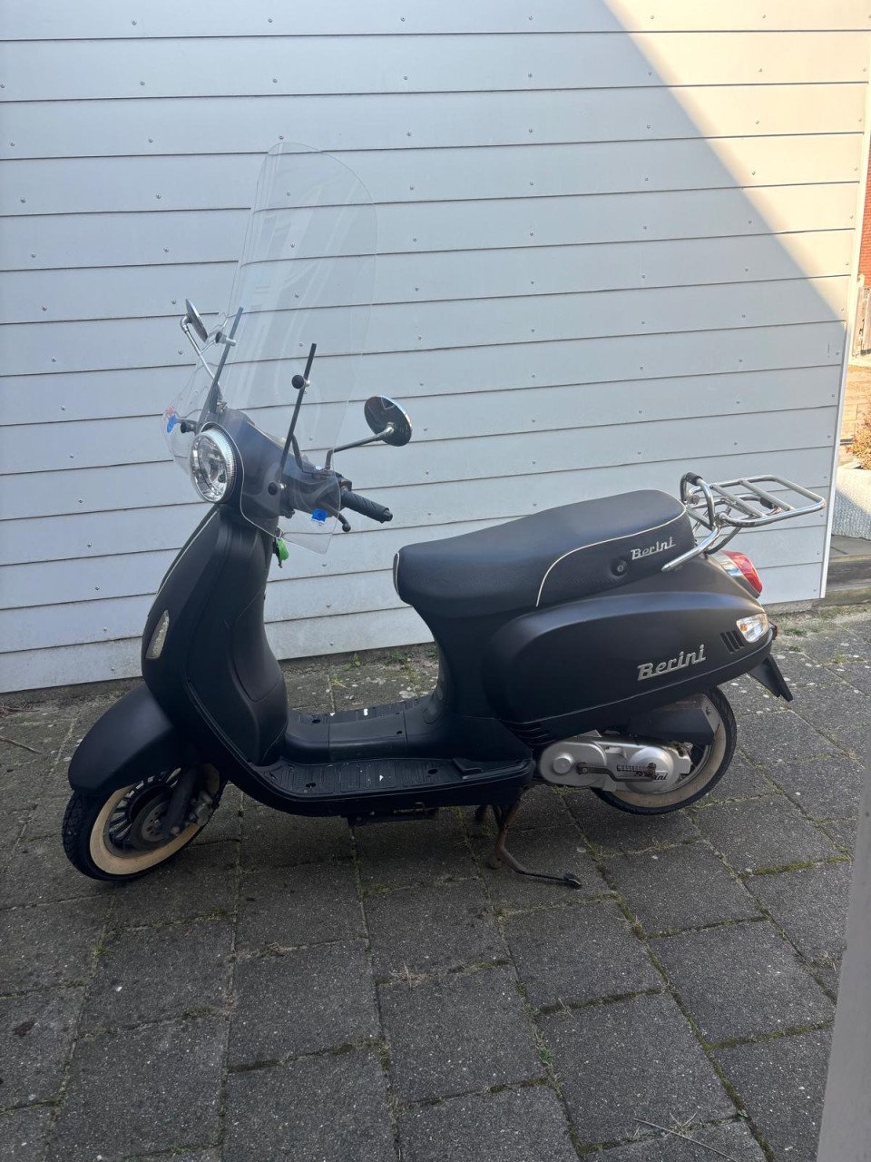 Scooter, Berini