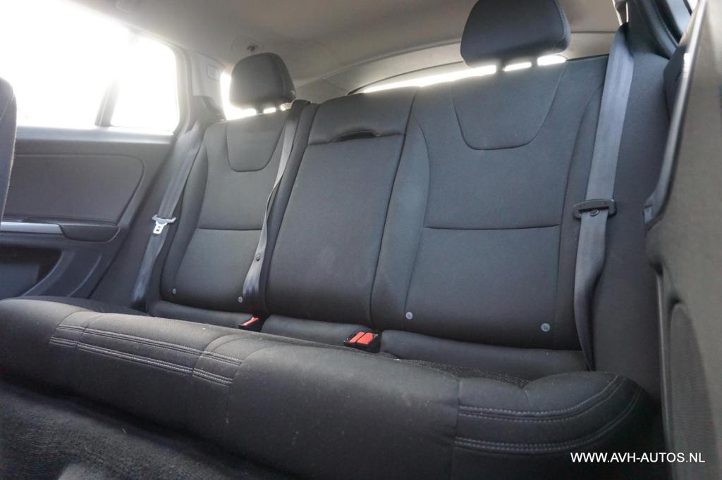 Volvo V60 2.0 d3 kinetic