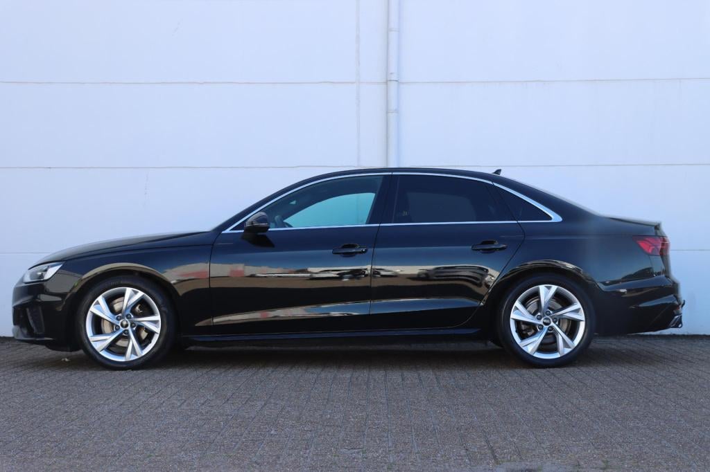 Audi A4 limousine 35 tfsi s edition 150pk s-tronic