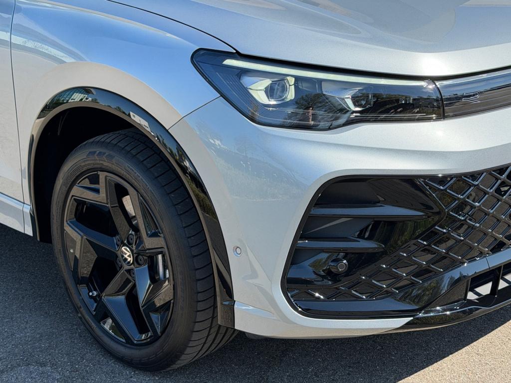 Volkswagen Tiguan 1.5 ehybrid r-line | black line | 360 camera | trekhaak |