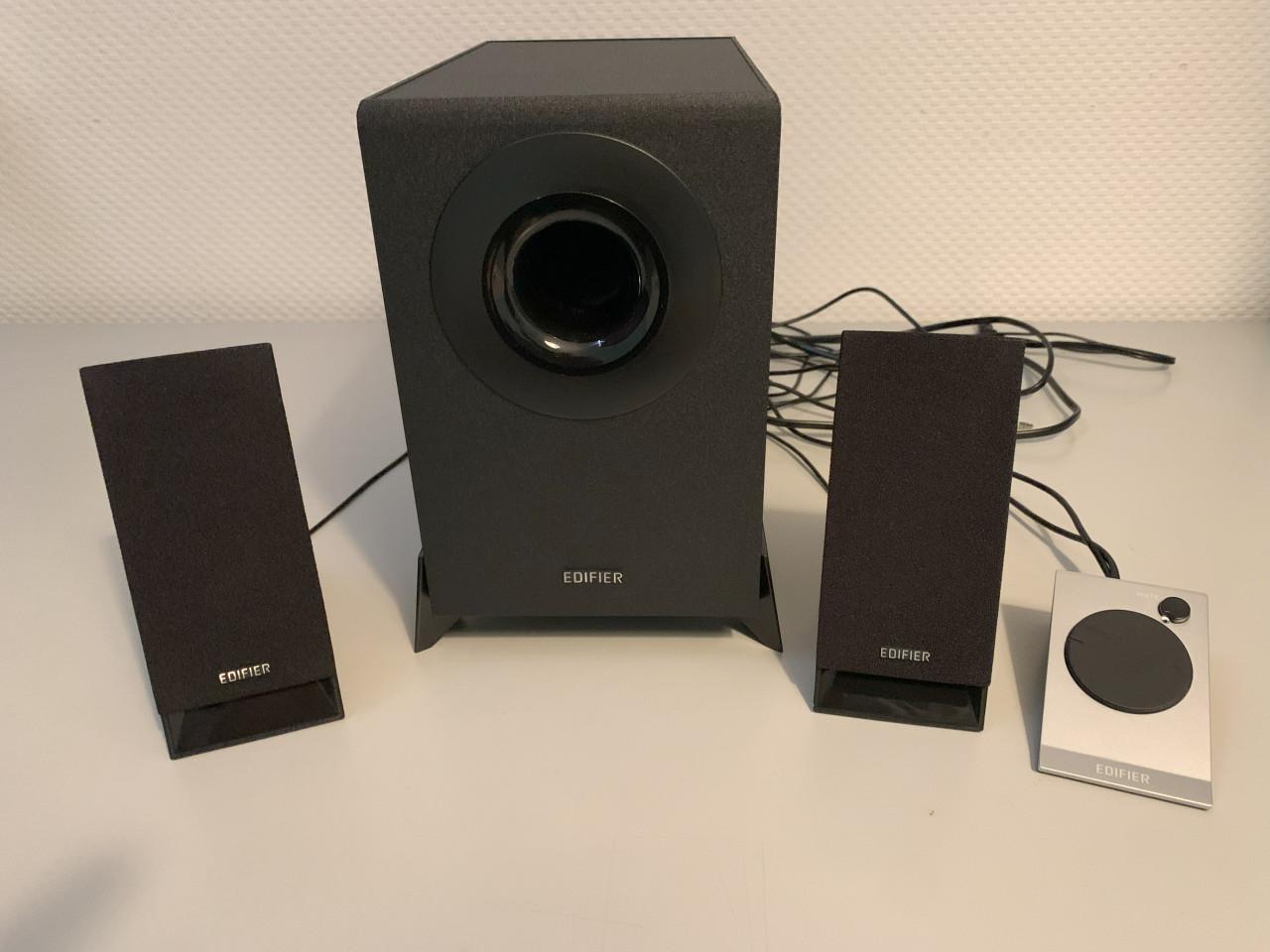 Multimedia speaker Edifier M1360