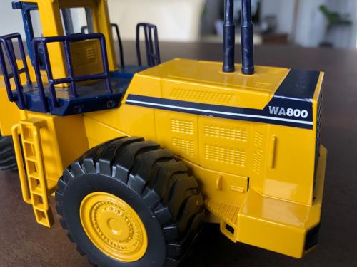 Shovel Komatsu WA800