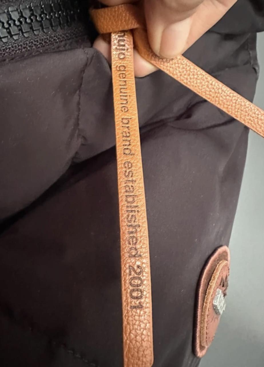 Khujo zwarte jas maat L