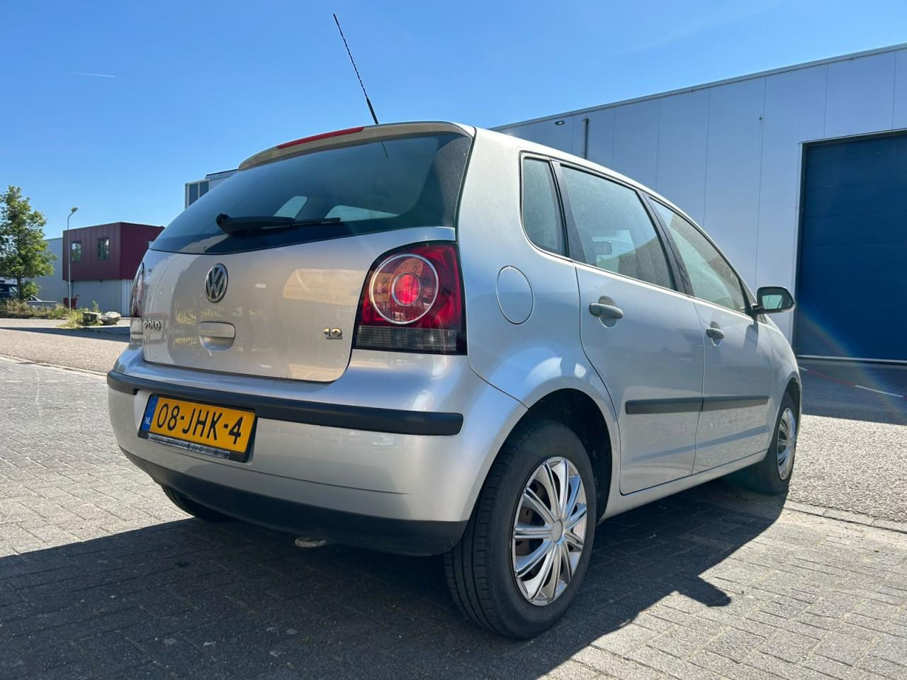 Volkswagen Polo 1.2-12V Trendline Airco/Incl.Nieuwe APK/DBKetting vervangen