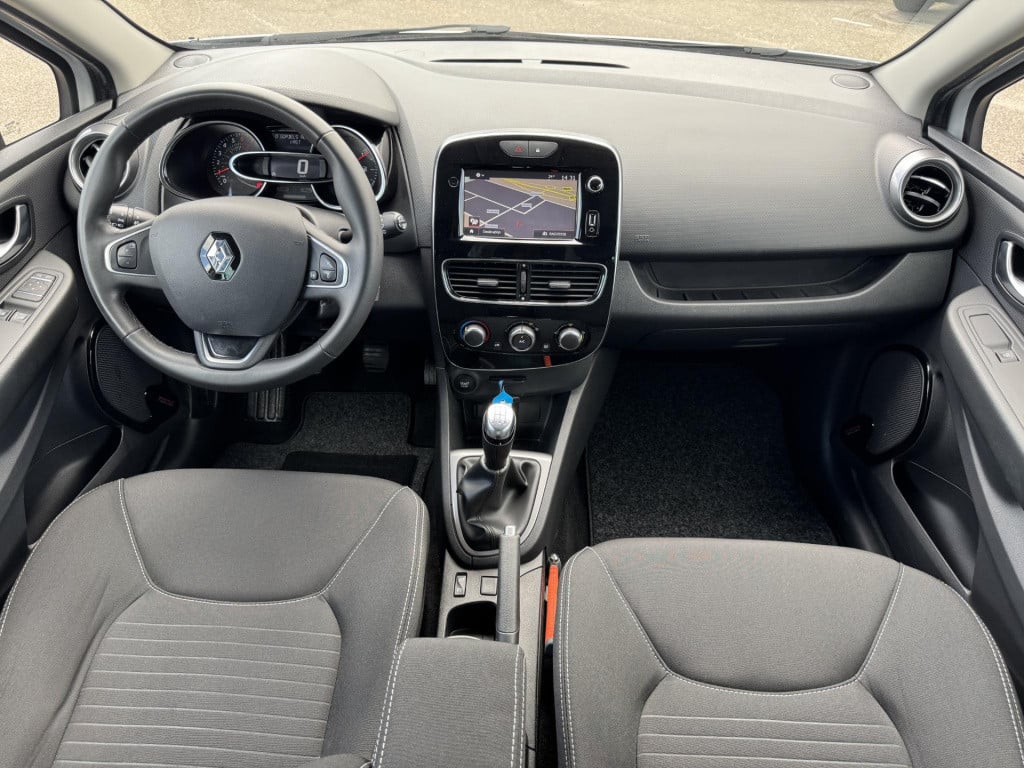 Renault Clio 0.9 tce limited | navigatie | cruise control | park. sensor | 