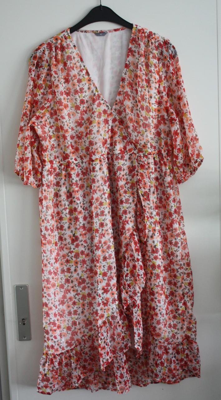 Bloemen jurk maat 42