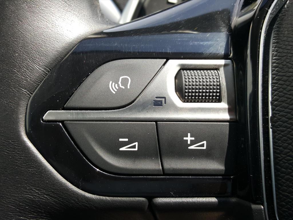 Peugeot 5008 allure 1.2 pt-130pk automaat (6t) full-led voor |comfortstoele
