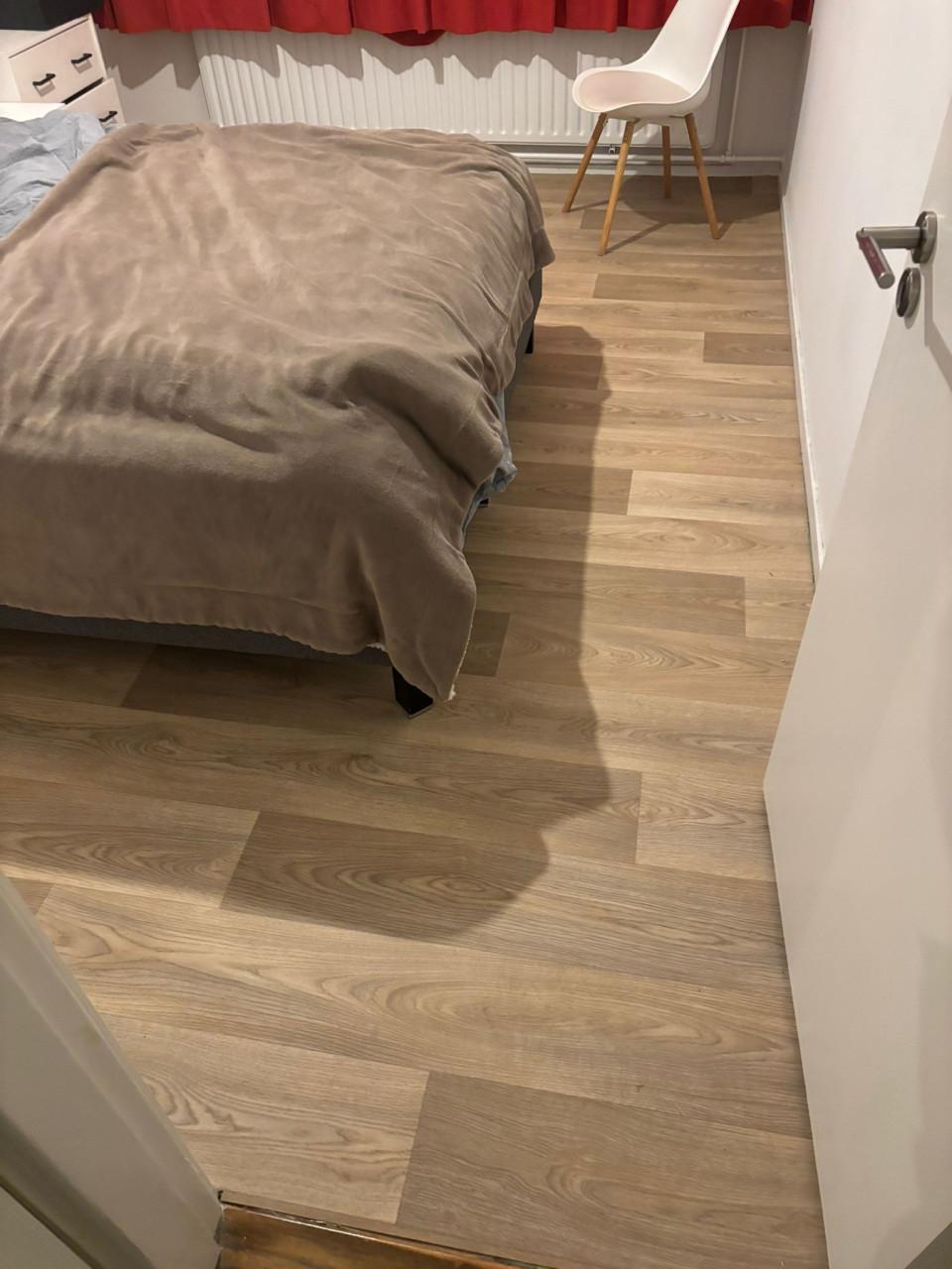 Vinyl vloer houtlook mooie kwaliteit