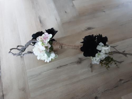 Tak met bloemen  zwart wit