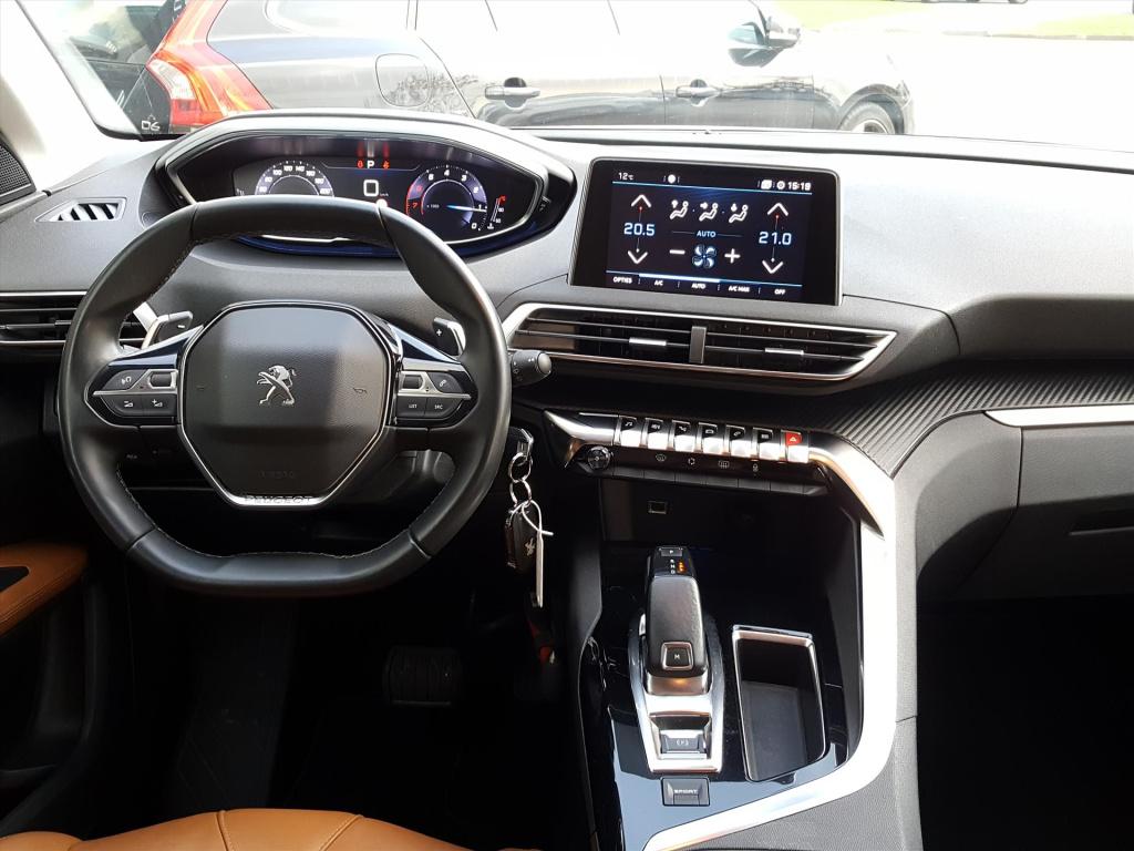 Peugeot 5008 blue l. executive 1.2pt-130pk (vol)automaat(eat8) 7-pers. | vo