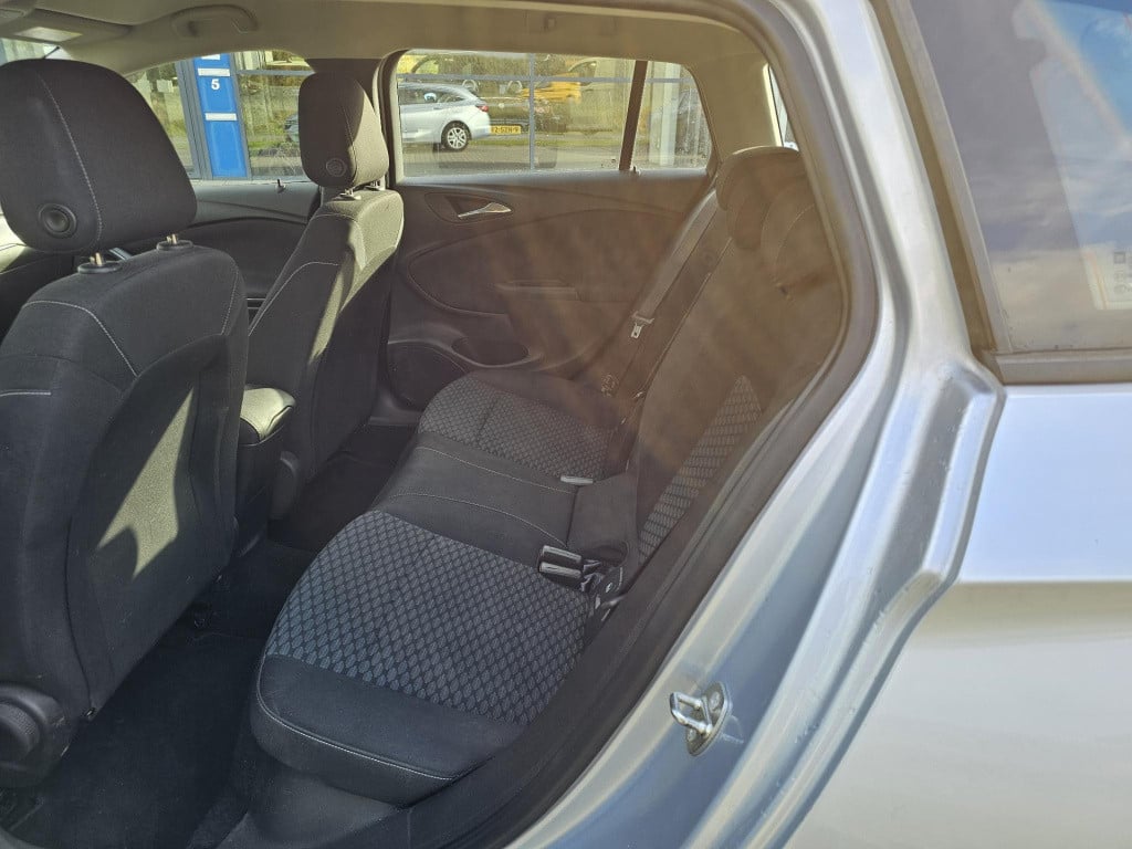 Opel Astra sports tourer 1.0 edition