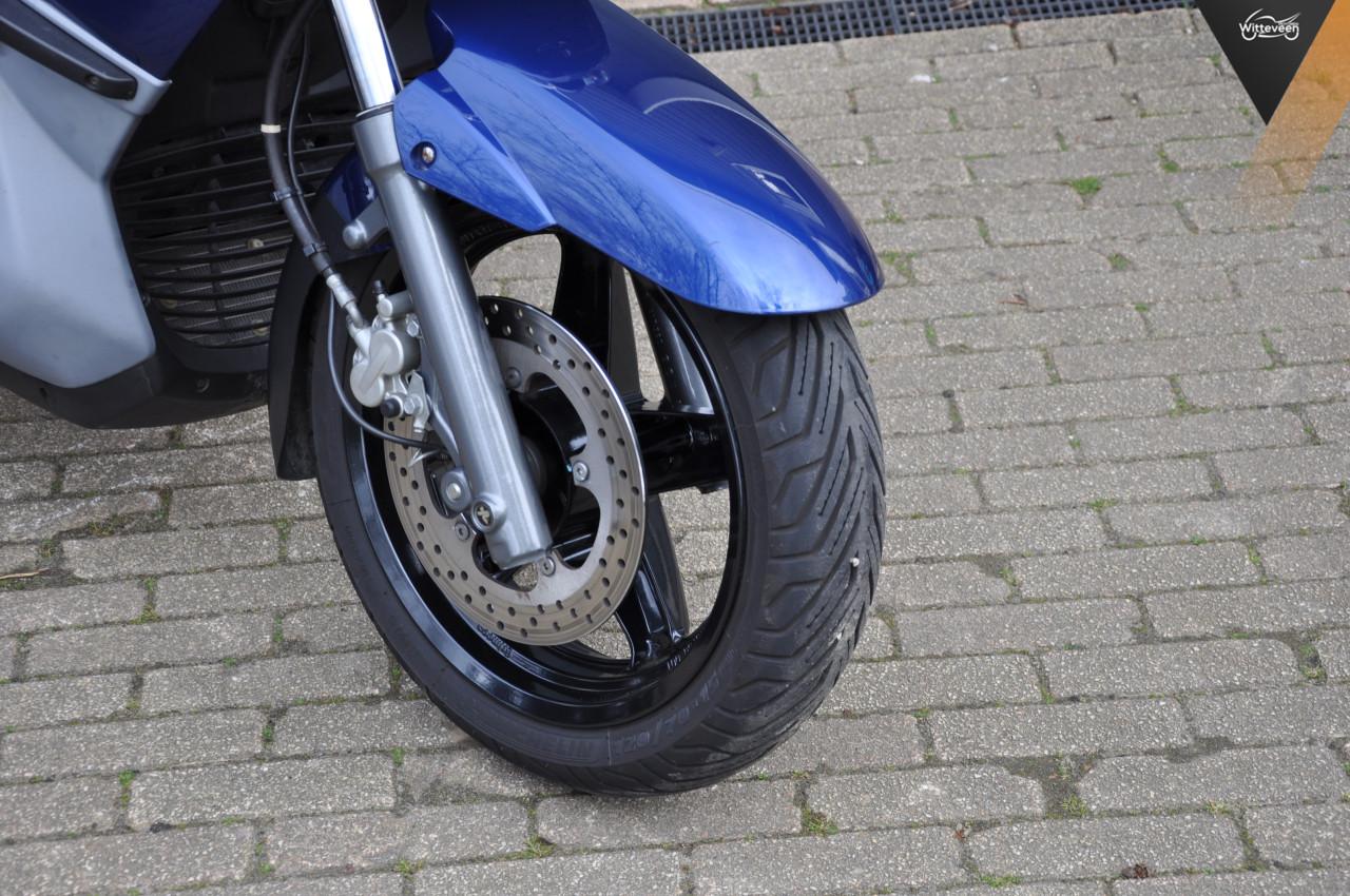 Yamaha X-max 250 12500 kilometers , Akrapovic