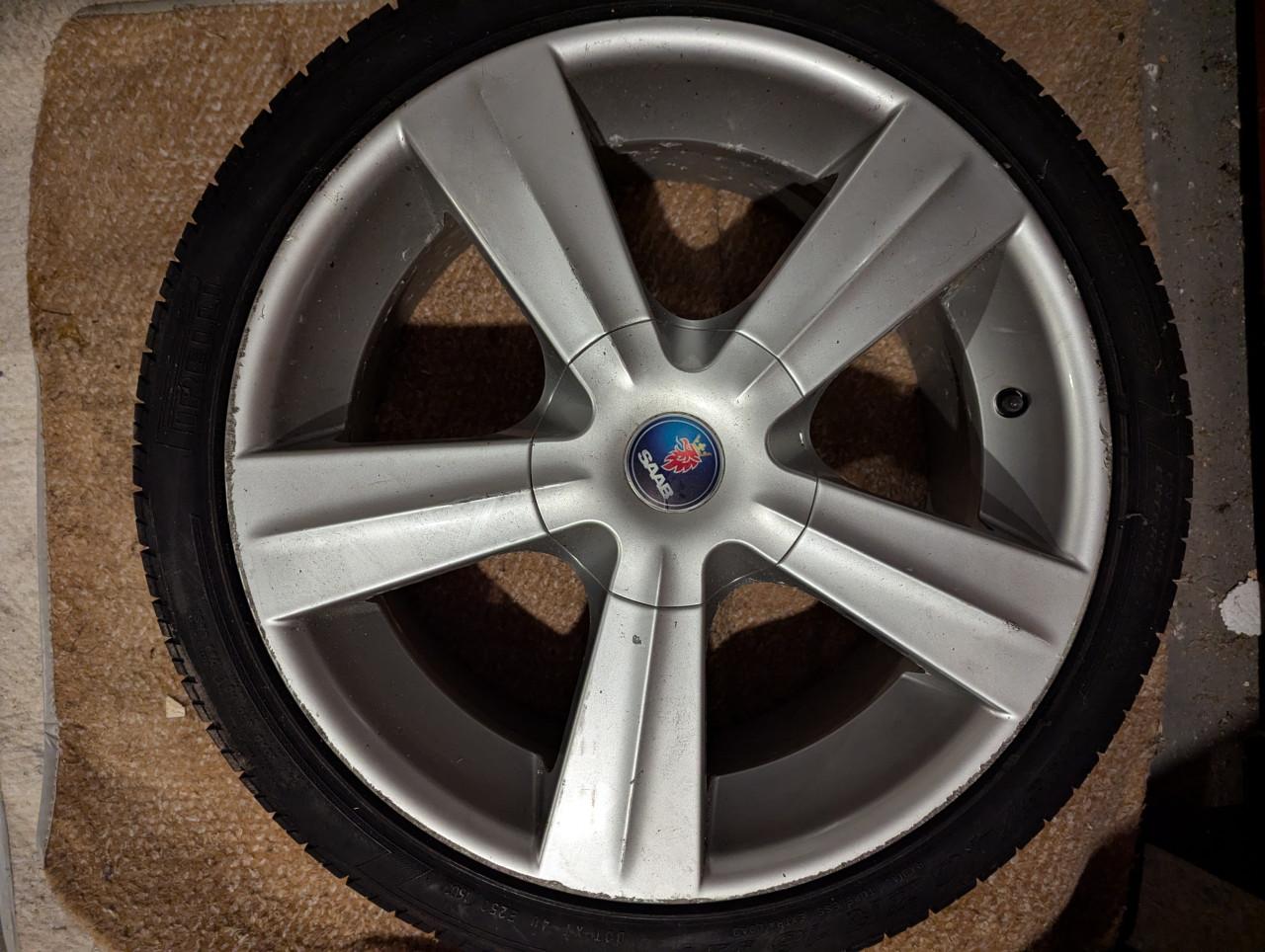 Saab 9.3 Set van 4 lichtmetalen 5-spaaks velgen