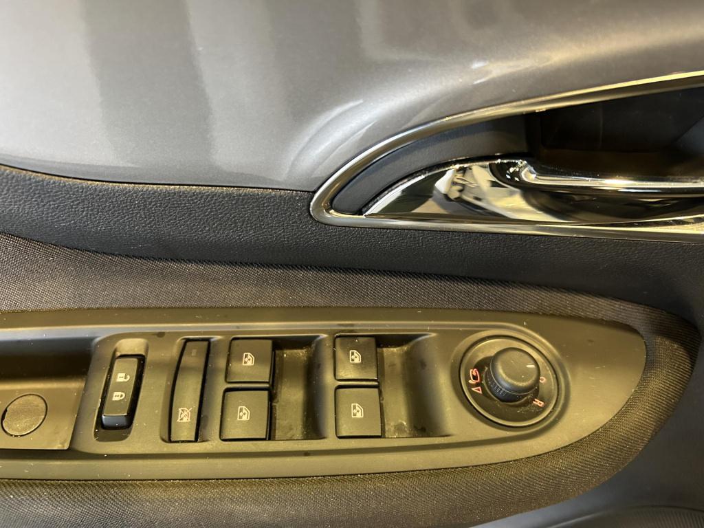 Opel Mokka 1.4 t edition all seizoenbanden| trekhaak