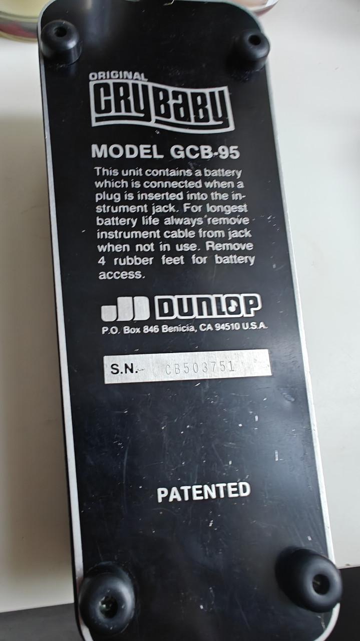 Dunlop Crybaby gcb95 (reparatie vereist)