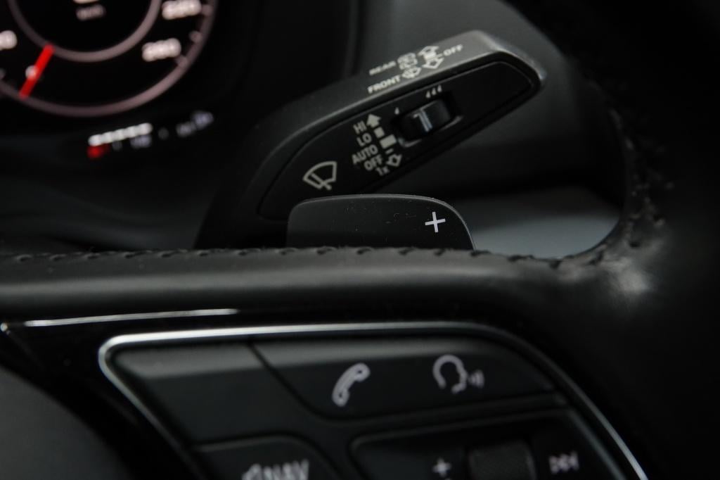 Audi Q2 1.4 tfsi | stoelverw. | pdc | 19" | camera |