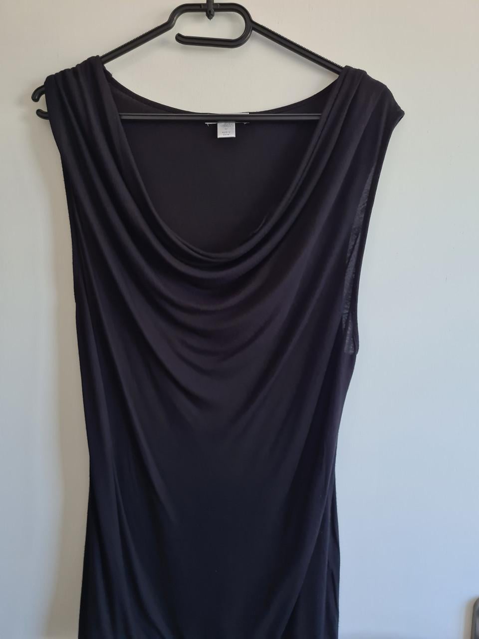Zwarte nieuwe Waterfall top in 3 kleuren Mt M/L Merk : Amisu