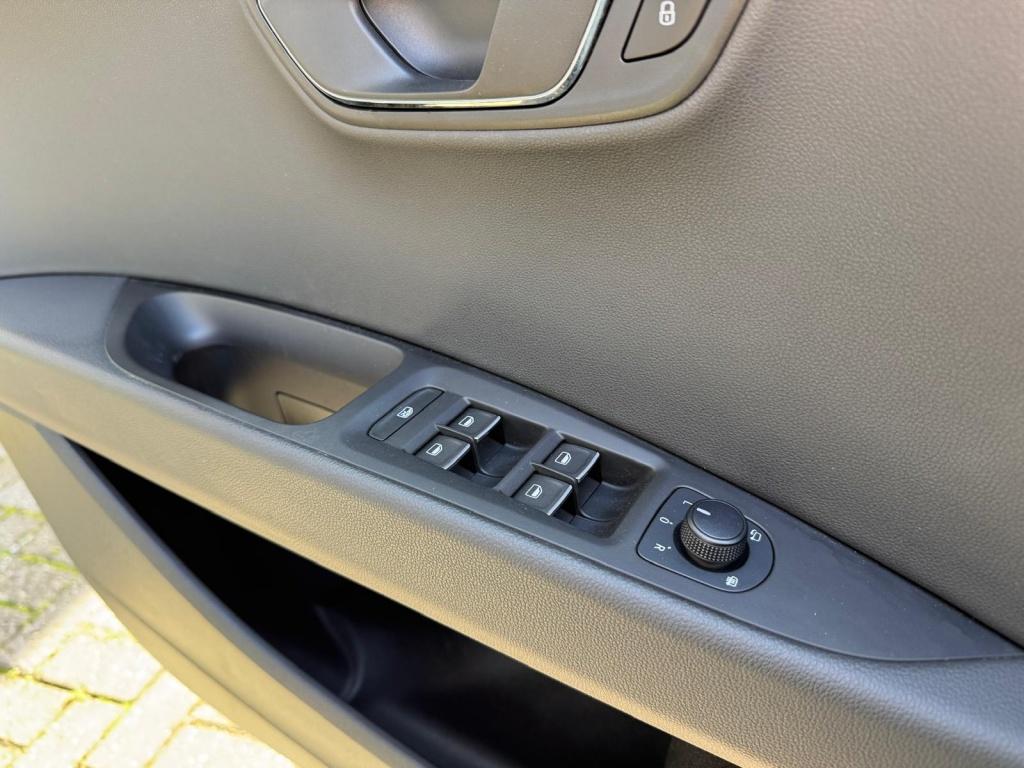 Seat Leon 1.4 tsi fr bns. | 56.583 km! |