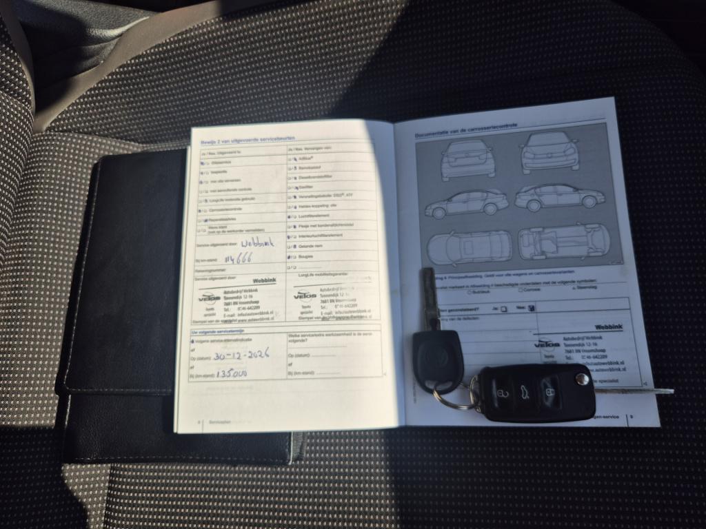 Volkswagen UP! 1.0 high up! bluemotion