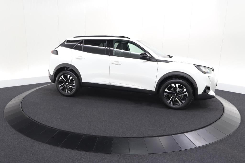 Peugeot 2008 puretech 130 eat8 allure pack | camera | parkeersensoren | key