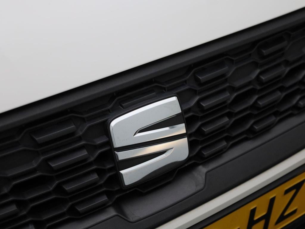 Seat Ibiza 1.0 tsi style business intense | navigatie | parkeersensoren | c